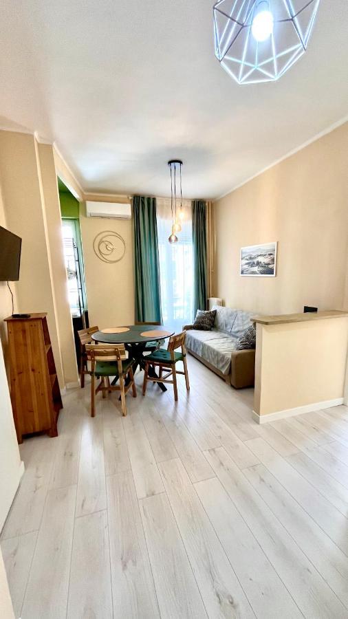 New Apartment, Near Metro Monte Grappa Turin Bagian luar foto