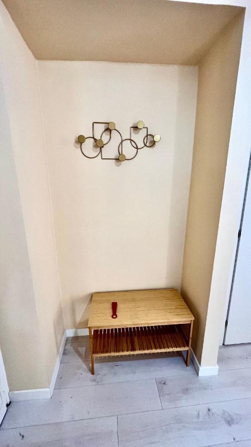 New Apartment, Near Metro Monte Grappa Turin Bagian luar foto