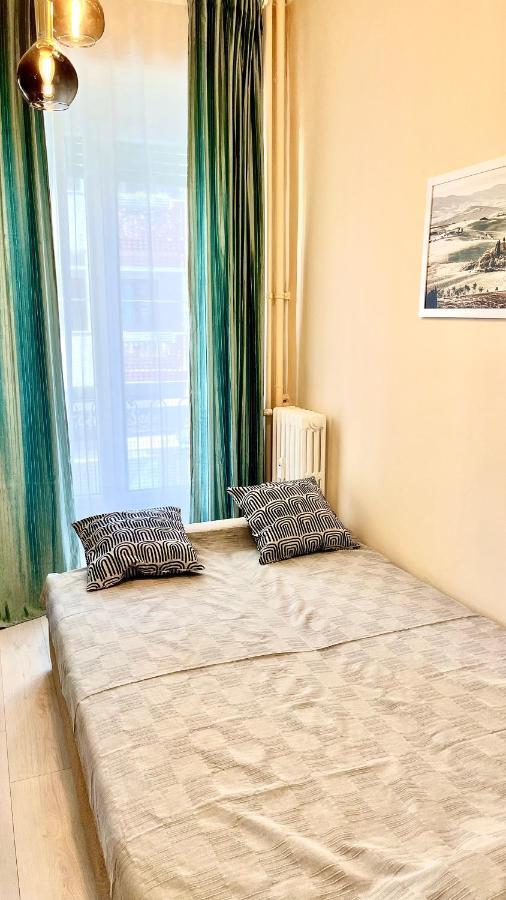 New Apartment, Near Metro Monte Grappa Turin Bagian luar foto