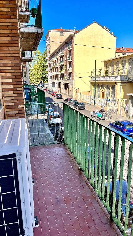 New Apartment, Near Metro Monte Grappa Turin Bagian luar foto
