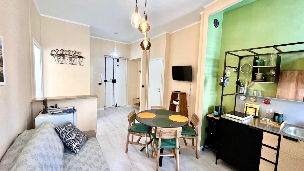 New Apartment, Near Metro Monte Grappa Turin Bagian luar foto