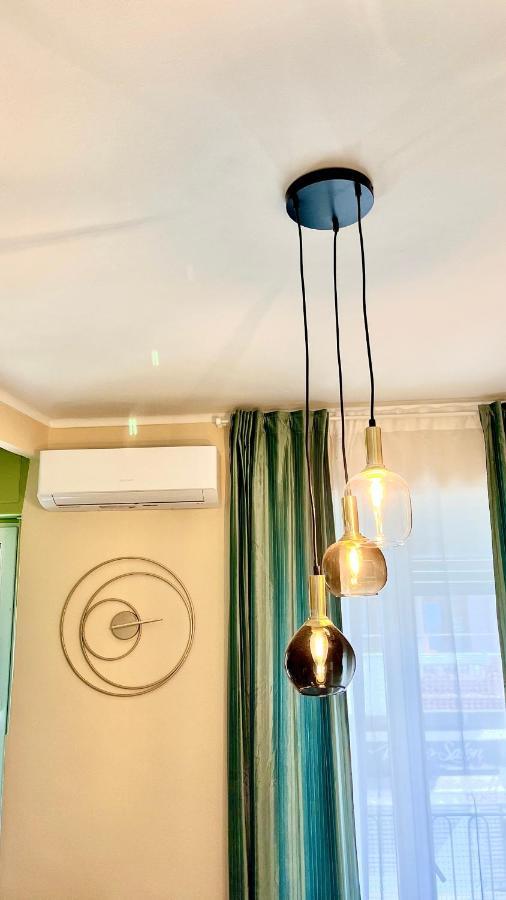 New Apartment, Near Metro Monte Grappa Turin Bagian luar foto